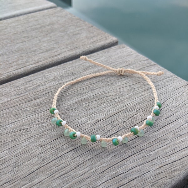 Seaglass Beaded Anklet/Blue Green Beachy Anklet/Handmade Boardwalk Anklet/Tan Hemp Bead Ankle Bracelet/Waxed String Anklet/Boardwalk Anklet