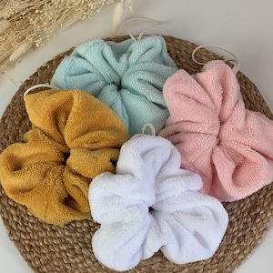 Shower flower in very soft bamboo micro sponge
