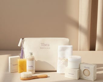Coffret cadeau personnalisé pour le bain de bébé | Coffret cadeau baby shower | Essentiels unisexes nouveau-né bébé fille garçon | Trousse de toilette | 1er anniversaire