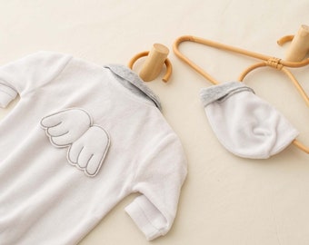 Velour Newborn Sleepsuit and Hat set with Angel Wings, Gender Neutral, Baby Clothes, Baby Shower Gift, Matching set, New Baby Gift, Apparel