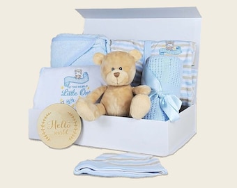 Baby Box Shop Cestas para niñas – Juego de regalo de 17 artículos  esenciales para bebé recién nacido – Cesta de regalo para bebé, cesta de  regalo de