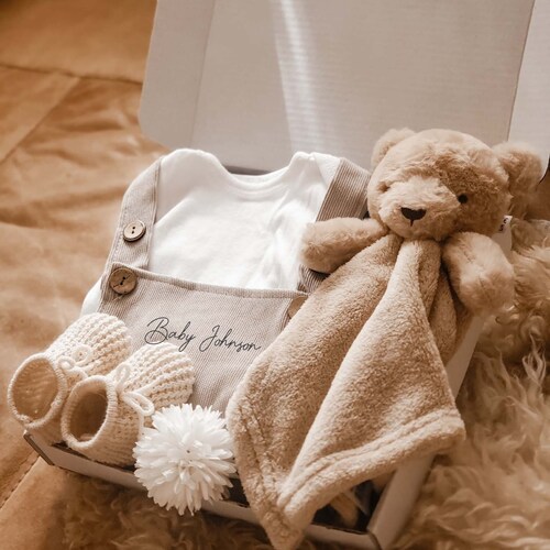 Baby Hamper. New Parent Gift Box New Baby Gift Unisex Baby Etsy UK