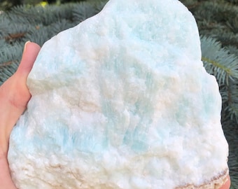BLUE ARAGONITE: Soothing Elegance from Pakistan, AA Quality