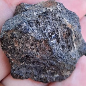 NUUMMITE Raw crystal, 3 Billion Year Old stone sourced directly from Greenland, AAA Quality