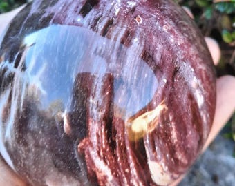 Madagaskar VERSTEINERTE HOLZ Kugel: Antikes poliertes Fossil