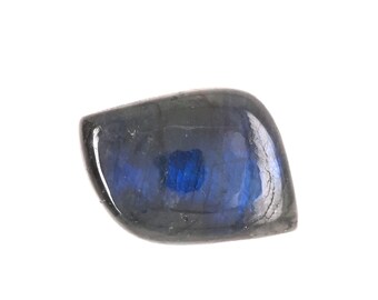 LABRADORITE CABOCHONS – Flashy Blue Green Gemstone for Jewellery Making, AAA Quality from Madagascar