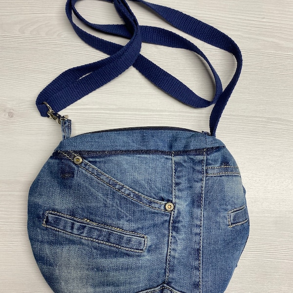 Kleine Runde Tasche Circlebag Festival Umhängetasche aus  Jeans umcyclingtasche Nachhaltige Tasche Jeanstasche