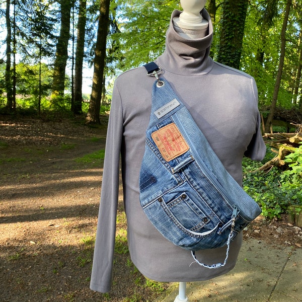 XL Bum bag Vintage from LEVIS - Jeans bum bag special fanny pack crossbody upcycling unisex bag sling bag hip bag vintage bag