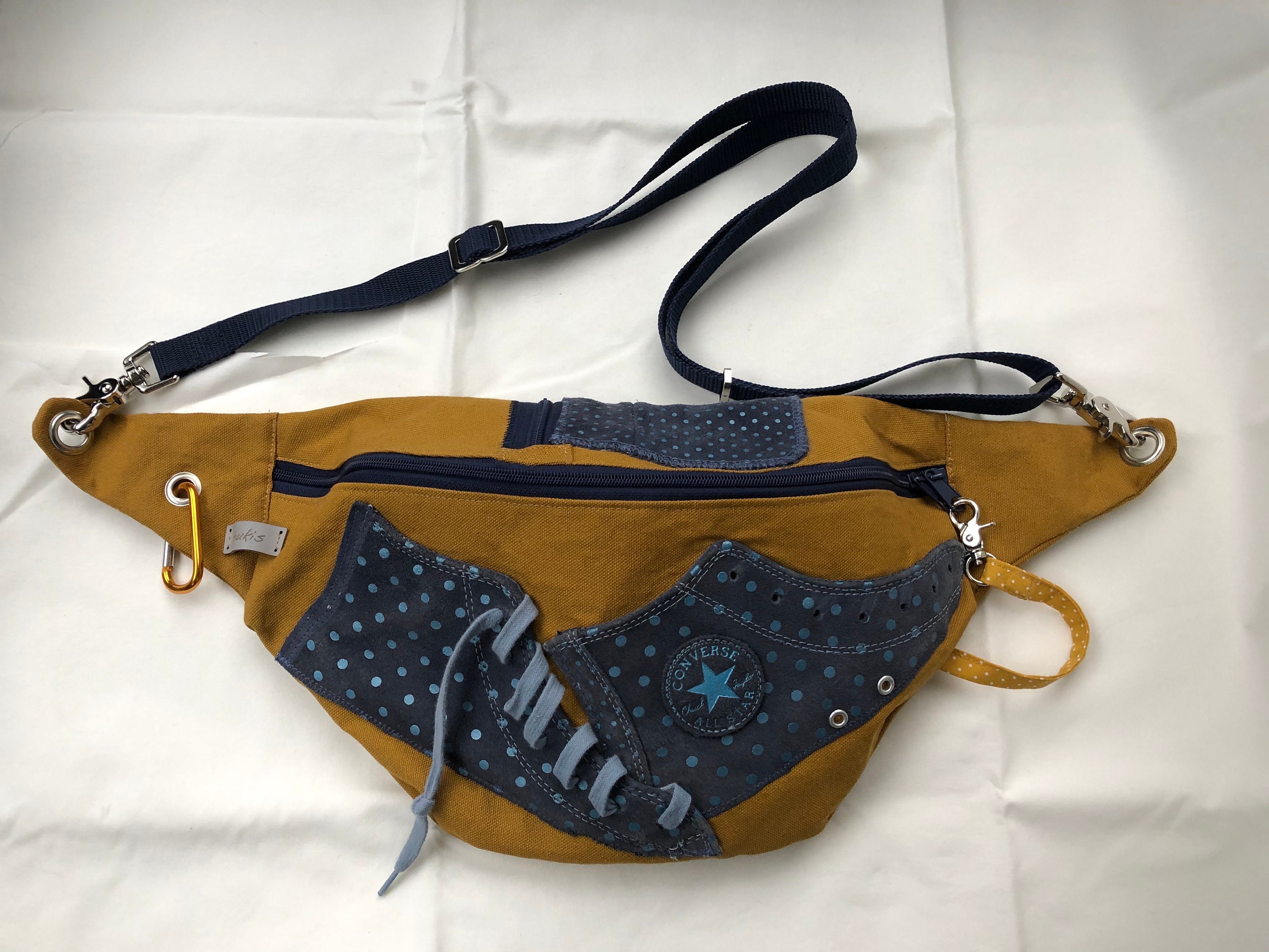 Converse retro bum top bag in black