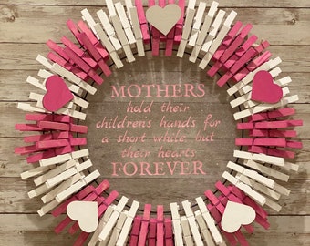 Corona del Día de la Madre, Rosa y Blanco, Corazones, Corona para Mamá, Corona de Pinza de Ropa, Corona de la Puerta Principal, Decoración del Hogar - Múltiples Tamaños Disponibles