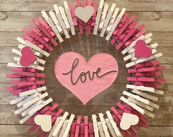 Día de San Valentín / Rosa y Blanco / Corazones / Amor / Corona de pinza de ropa / Corona de puerta principal / Decoración del hogar - Múltiples tamaños disponibles