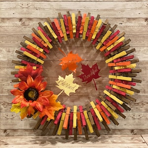 Fall Colors / Fall Leaves / Grateful, Thankful, Blessed - Clothespin Wreath / Front Door Wreath / Home Decor - Multiple Sizes available