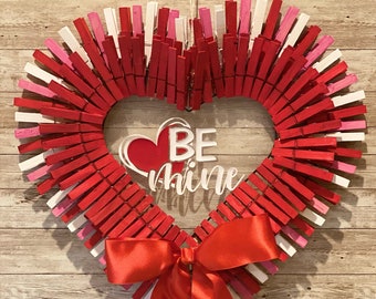 Día de San Valentín / Rojo y blanco / Corazón / Sé mío / Corona de pinza de ropa / Corona de puerta principal / Decoración del hogar - Múltiples tamaños disponibles
