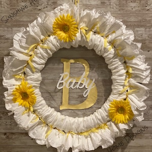 Diaper Wreath / Nursery Decor / Baby Shower Gift - Personalized / Customizable