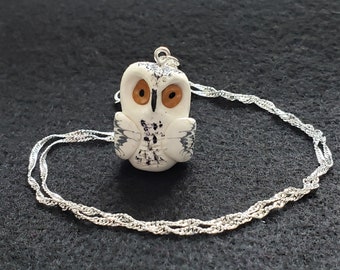 Snowy Owl Pendant, Owl Lovers, Animal Lovers Jewelry, Woodland Necklace, Handmade Owls, Sculpted Owls, Wise Owl Necklace, White Owl