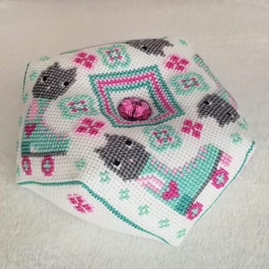 Rollerskate Cat Cross Stitch Biscornu Chart