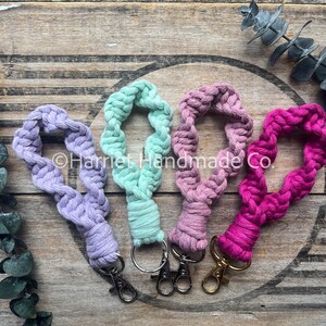 Mini Spiral Macrame Keychain Key Fob Clip | swivel bohemian boho accessories bridesmaid gift ideas arm wrap loop key chain