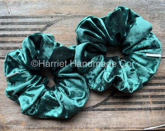 Extra Large Sycamore Emerald Green Crushed Velvet Hair Scrunchie – XL Handmade Hair Accessory