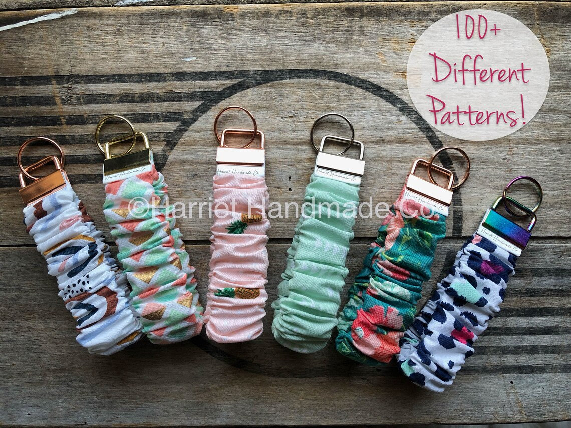 Stretchy wrist deals keychains