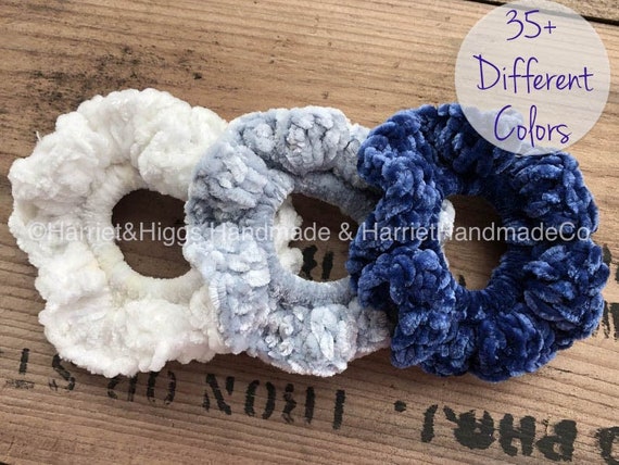 Classic Crochet Velvet Scrunchie – Handmade Soft Plush Hair  display picture 1
