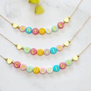 Collar con nombre y cuentas de colores brillantes, collar con nombre para niñas, joyería con nombre personalizada, collares a juego para mamá e hija, ajustable