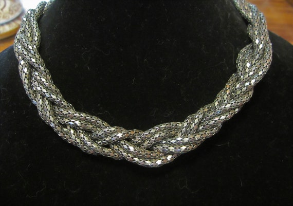 black and silver toned braided necklace - image 4