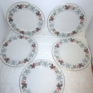 Camelot by Royal Doulton set of 5 Dinner plates