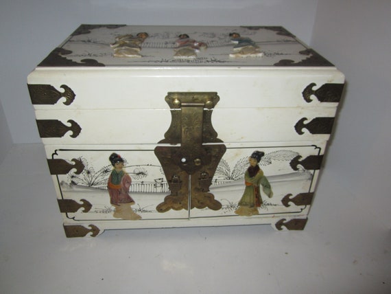 Huge Asian Shell art jewelry box - image 1