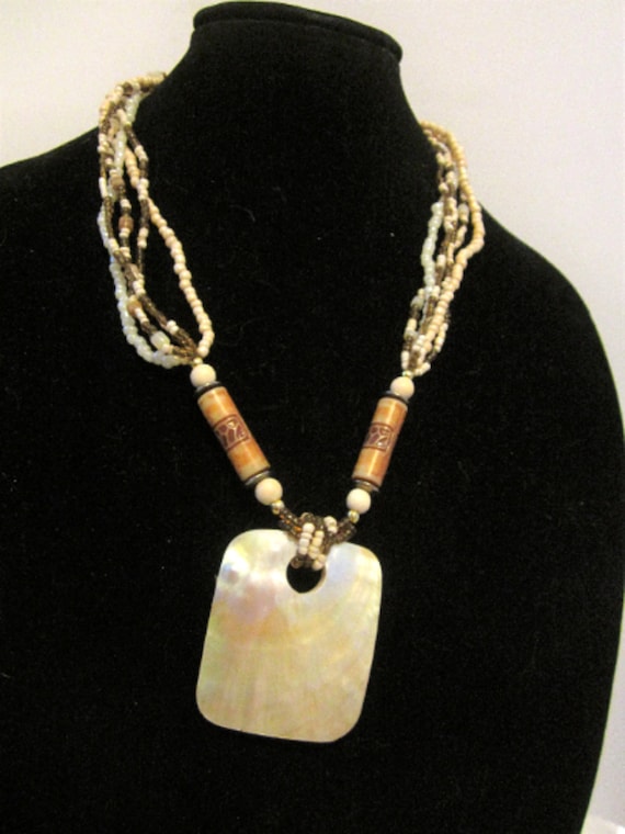 Multi* strand shell necklace - image 3