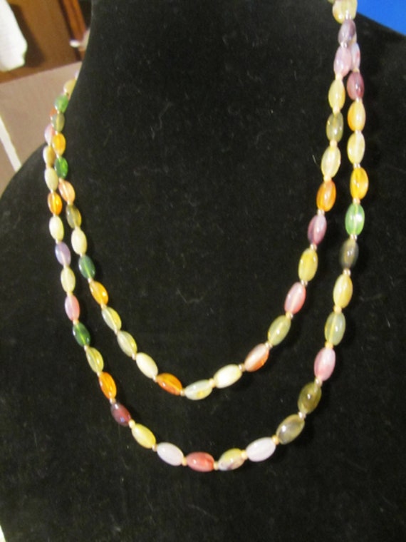 Colorful beaded necklace - image 4