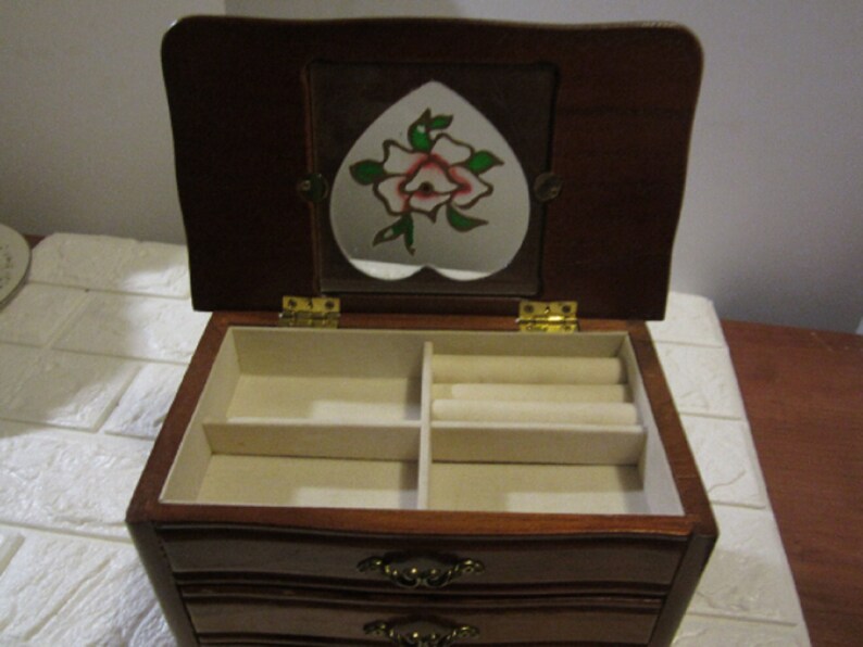 Large Musical Jewelry Box main image 0