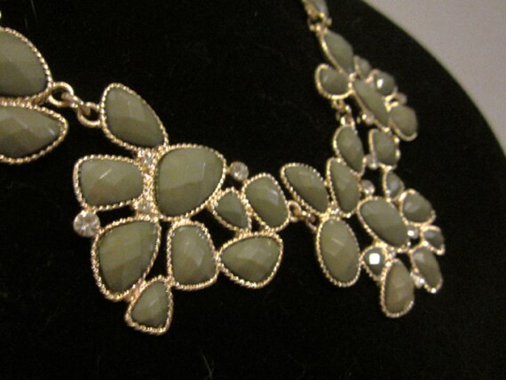 Grey* and gold toned with crystals necklace - image 2