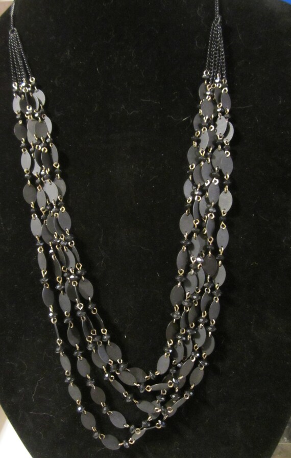 Multistrand fashion necklace - image 3