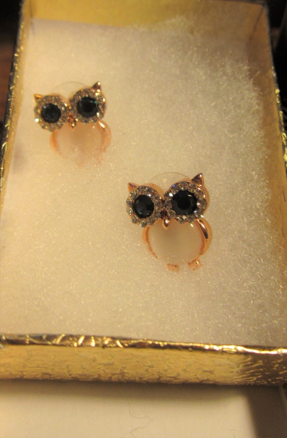 crystals and opal owl fashion earrings