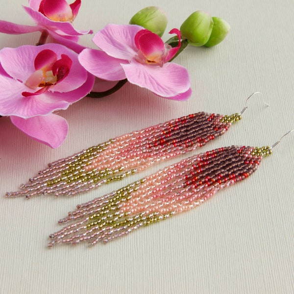 Dusty pink bead fringe earrings, Long seed bead earrings, Beaded dangle Native beadwork