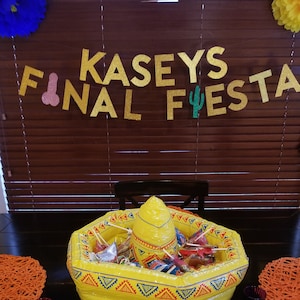 Benutzerdefinierte letzte Fiesta Bachelorette Banner, letzte Ole Fiesta Party hängen Zeichen