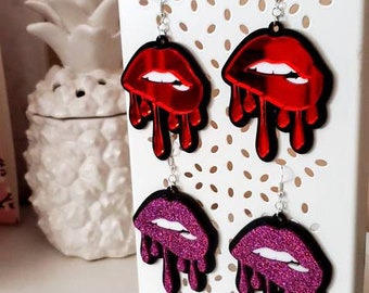 Glitter oorbellen met druipende lip: lasergesneden statement sieraden