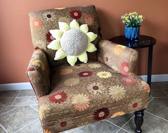 Sunflower Pillow Crochet PDF Pattern | Bulky Blanket Plush Yarn Crochet Flower Beginner Instructions Spring Summer Home Decor Craft Project