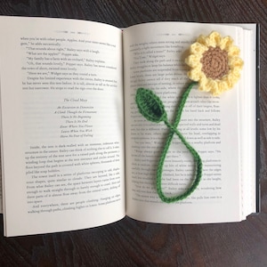 Sunflower Bookmark Crochet PDF Pattern Easy Beginner Crochet Tutorial Yellow Flower with Stem and Leaf Spring and Summer Crafts Ideas image 7