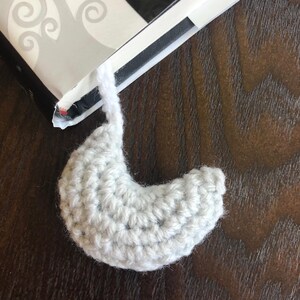 Bat and Crescent Moon Crochet Bookmark Halloween PDF Pattern - Etsy