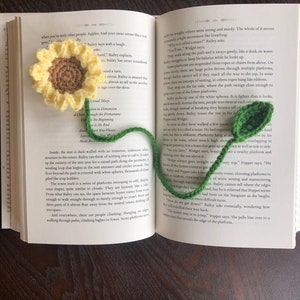 Sunflower Bookmark Crochet PDF Pattern Easy Beginner Crochet Tutorial Yellow Flower with Stem and Leaf Spring and Summer Crafts Ideas image 8