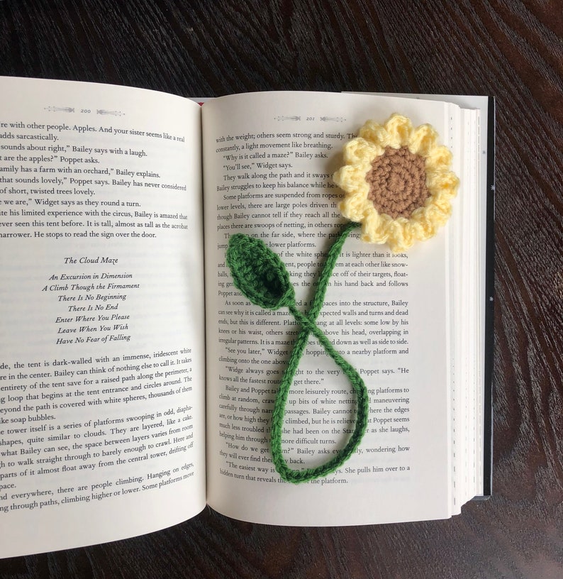 Sunflower Bookmark Crochet PDF Pattern Easy Beginner Crochet Tutorial Yellow Flower with Stem and Leaf Spring and Summer Crafts Ideas image 2