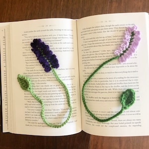 Lavender Bookmark Crochet PDF Pattern | Easy Beginner Crochet Tutorial | Purple Flower with Stem and Leaf | Craft Gift Idea Book Lovers