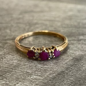 10k Yellow Gold Syn Ruby & CZ Ring