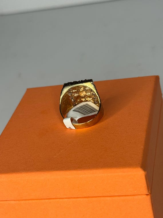 10k Yellow Gold Nugget Cubic Zirconia Ring - image 4