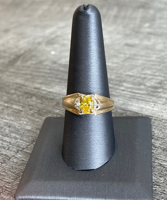 14k Yellow Gold with Yellow Oval CZ Ring - image 4