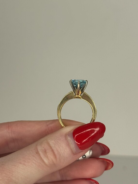18k Yellow Gold Blue Topaz & Diamond Ring - image 5