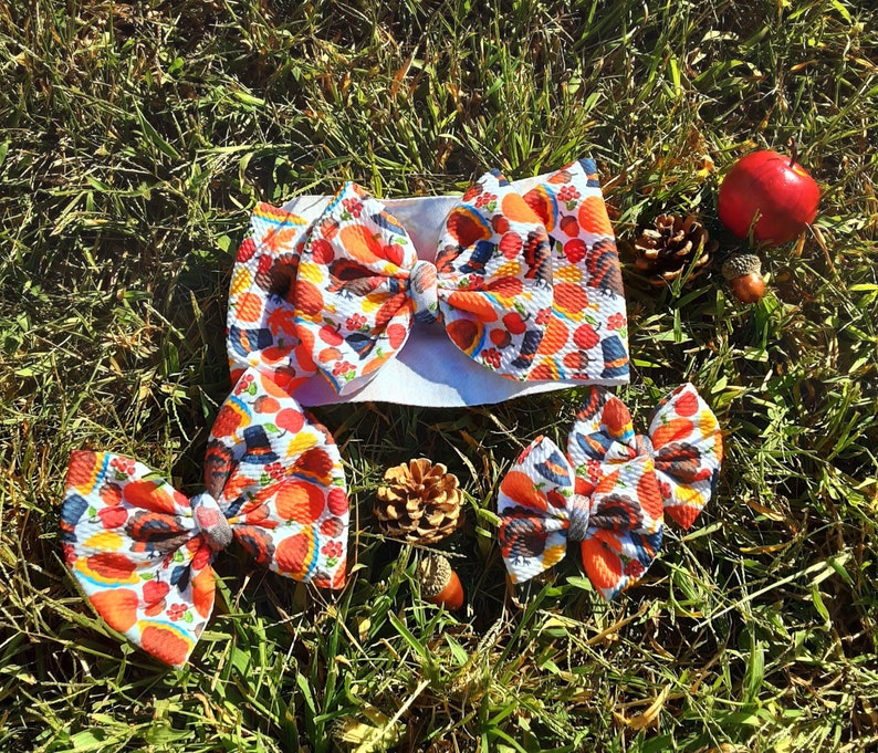Thanksgiving bow
