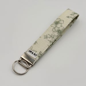 Fabric Wristlet Keychain || Forest Green Floral