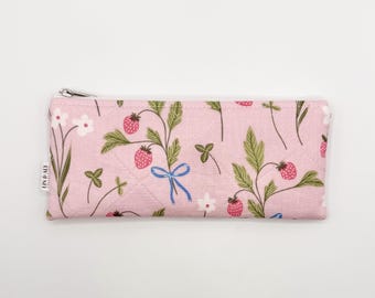 Small Quilted Zipper Pouch / Pencil Pouch / Sunglass Case || Strawberry Blossom